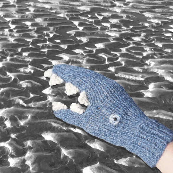 Sea creature mitten designed by Ýr Jóhannsdóttir. Photo credit: Ýr Jóhannsdóttir.