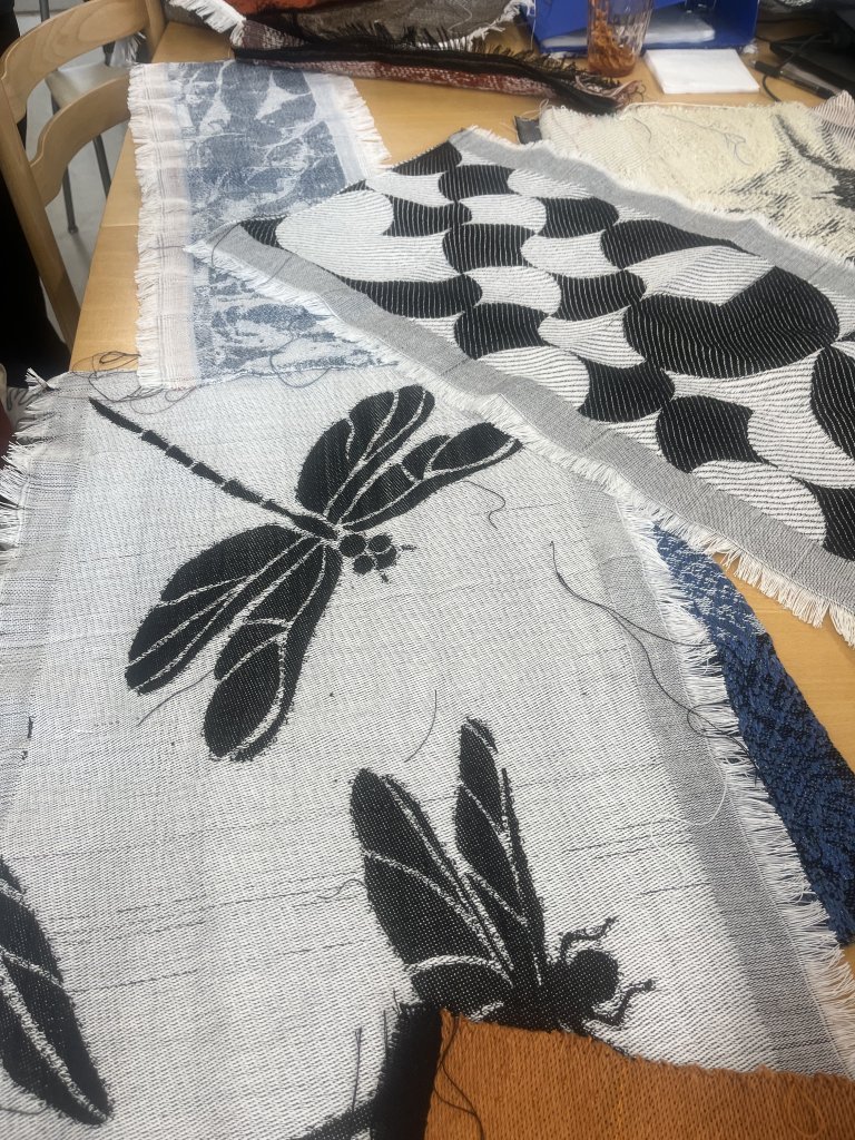 Vefnaðarprufur /// Weaving samples