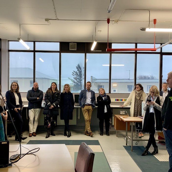 Elsa Arnardóttir (on the left) introducing participants of the Association of Municipalities in Northwest Iceland (SSNV) annual meeting to the TextileLab in October 2021. Image: Textile Center