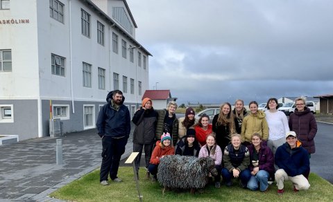 Dan Govoni og SIT-hópurinn